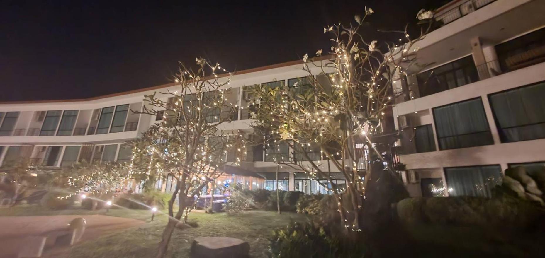 The Beach Resort & Residence - Sha Plus Pathiu Exterior photo